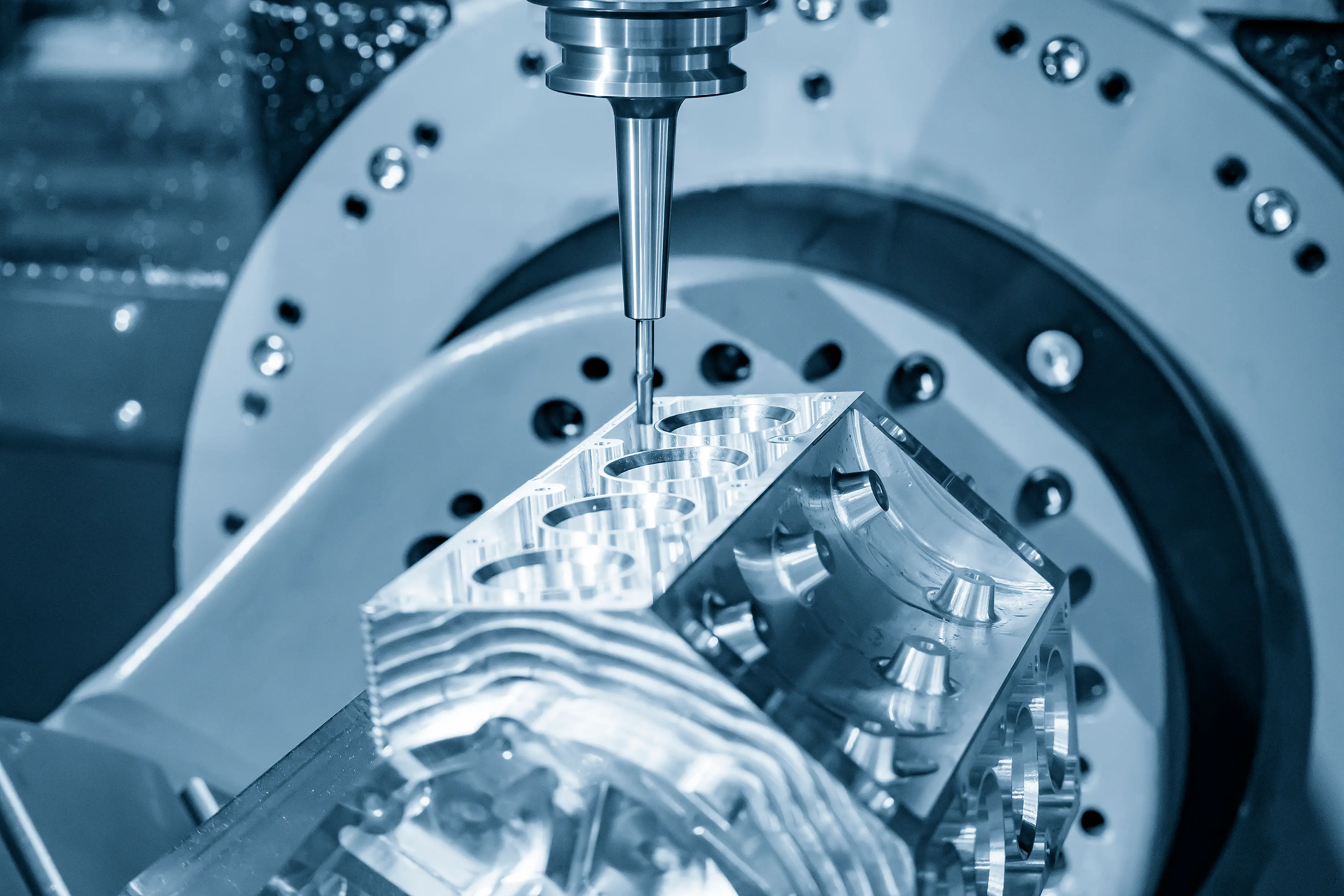 Simultaneous 5-axis Machining