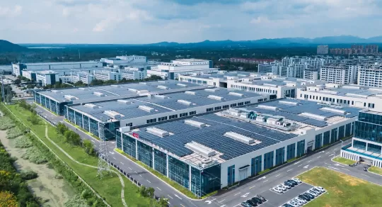 Pusat Pembuatan Dongguan